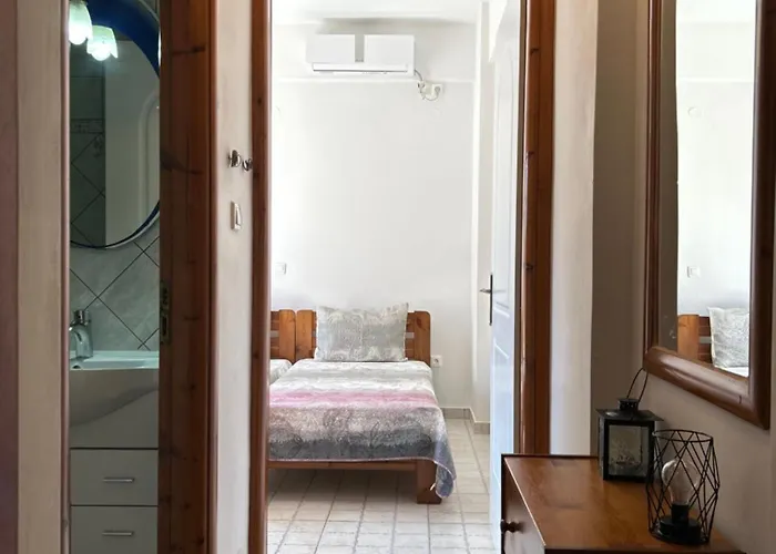 Celeste Escape Apartment Stamatopoulaiika